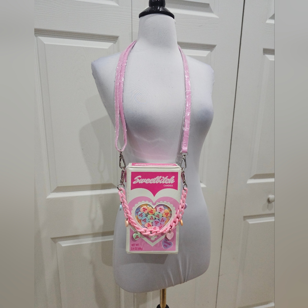 Unique Sweet Sugar Thrillz Say It With Candy Hearts Crossbody Bag Pink Purse New - Picture 2 of 15